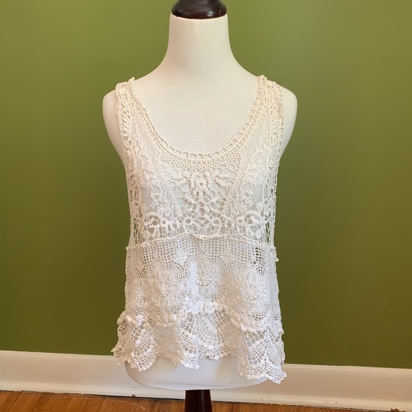 Lace tank top. Cream coloured. Medium. - Picture 1 of 10